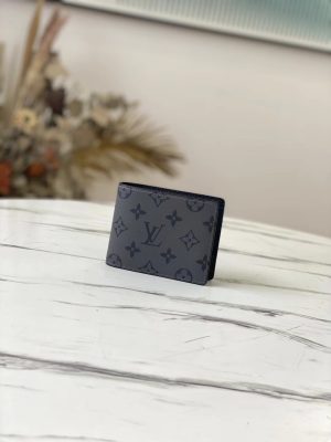 ルイ・ヴィトン スーパーコピー M60352 「ポルトフォイユ・ミュルティプル」 - モノグラム・エクリプス キャンバスで作られた機能的な財布