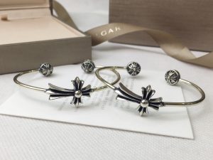 クロムハーツ CHROME HEARTS