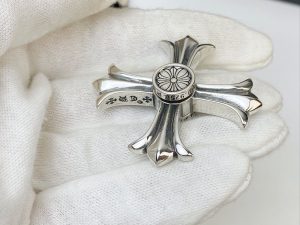 クロムハーツ CHROME HEARTS