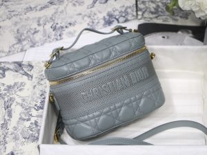Dior ディオール