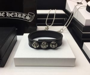 クロムハーツ CHROME HEARTS