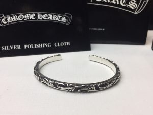 クロムハーツ CHROME HEARTS