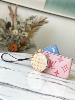 ルイヴィトン LouisVuitton M80407 ポシェット・トリオ