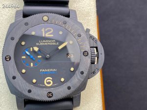 パネライ ルミノール サブマーシブル 1950 カーボテック 3デイズ PAM00616【VS工場出品】