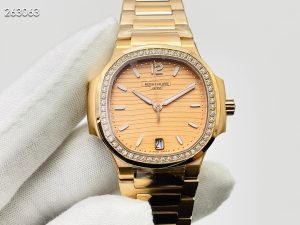 パテック・フィリップ ノーチラス 7118/1200R-010【3K工場出品】