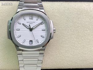 パテック・フィリップ ノーチラス 7118/1A-010【3K工場出品】
