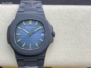 パテック・フィリップ ノーチラス 5711 DCL【PPF工場出品】