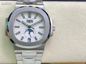 パテック フィリップ ノーチラス アニュアルカレンダー 5726/1A-010【PPF工場出品】