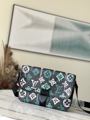 ルイヴィトン LouisVuitton M21394 アーチ―・メッセンジャー