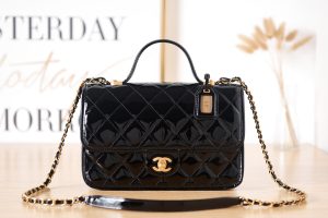 シャネル CHANEL AS3653 スモール トップハンドル フラップ バッグ 25x21.5x7cm