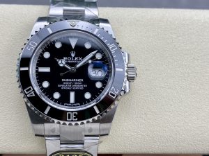 ロレックス サブマリーナーデイト 116610LN 40mm Cal.3135【CLEAN工場出品】