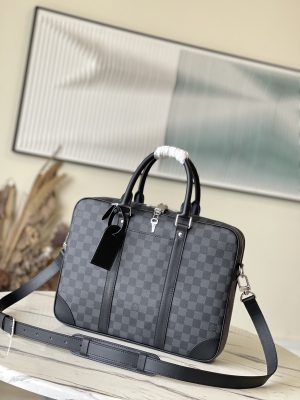 ルイヴィトン LouisVuitton N40445 ポルト ドキュマン・ヴォワヤージュ