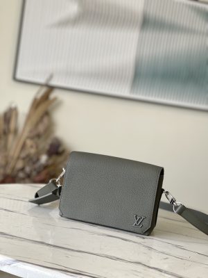 ルイ・ヴィトン スーパーコピー M82086 ファストライン・ウエアラブル ウォレット