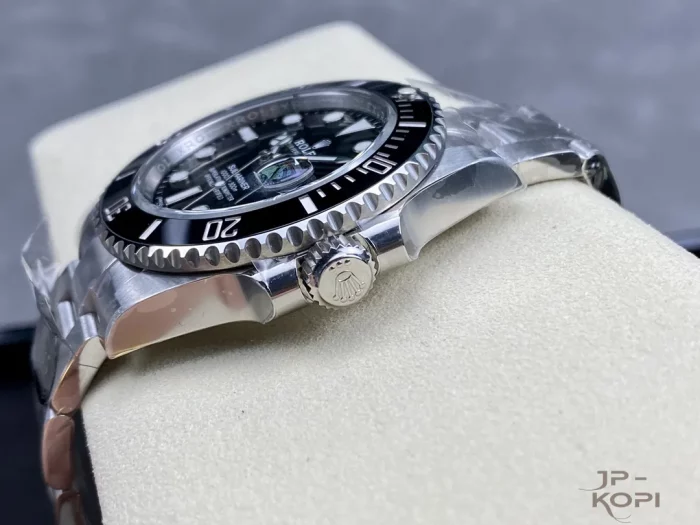 ロレックス サブマリーナーデイト 116610LN 40mm Cal.3135【CLEAN工場出品】 - 画像 (7)