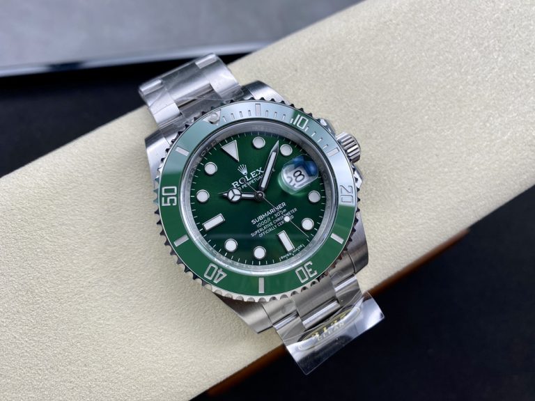 ロレックス サブマリーナーデイト 116610LV グリーン 40mm Cal.3135【Clean工場出品】 - 画像 (4)