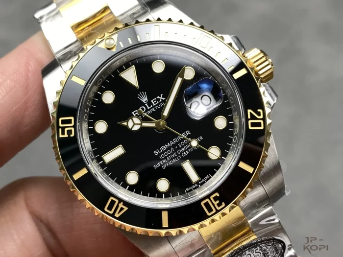 ロレックス サブマリーナーデイト 116613LN 40mm Cal.3135【Clean工場出品】 - 画像 (2)