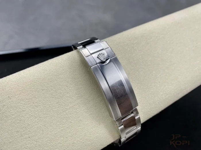 ロレックス サブマリーナーデイト 116619LB ブルー 40mm Cal.3135【CLEAN工場出品】 - 画像 (7)