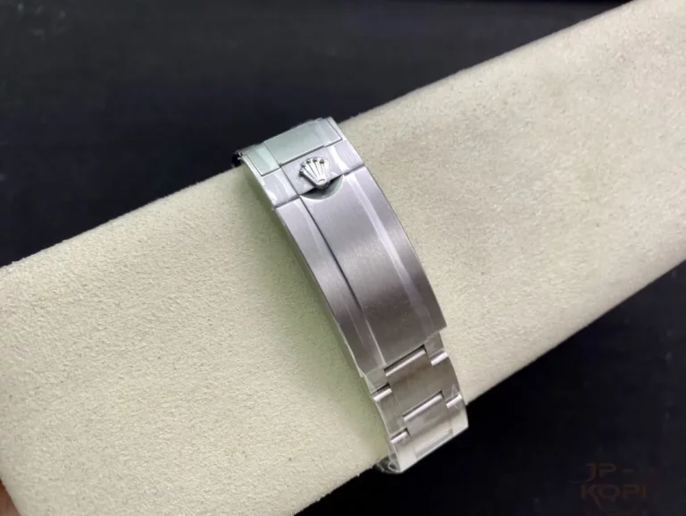 ロレックス サブマリーナー 126610LV グリーン  41mm V3 Cal.3235【Clean工場出品】 - 画像 (9)