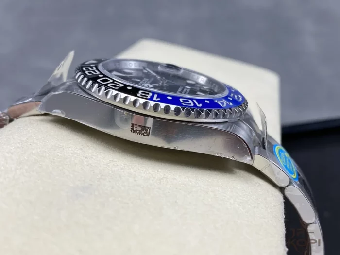 ロレックス GMTマスター II 126710BLRO-0002 レッド×ブルー オイスターブレスレット 丹東Cal.3285【CLEAN工場出品】 - 画像 (5)