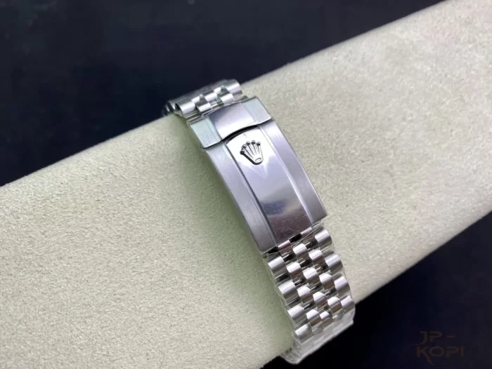 ロレックス デイトジャスト 41 126334-0004シルバー ジュビリーブレスレット【Clean工場出品】 - 画像 (9)