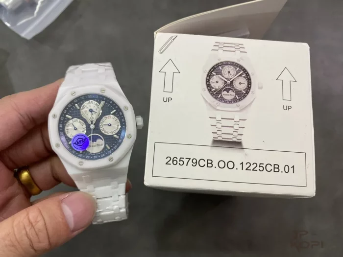 オーデマ・ピゲ ロイヤルオーク パーペチュアルカレンダー 26579CB.OO.1225CB.01【APS工場出品】 - 画像 (9)