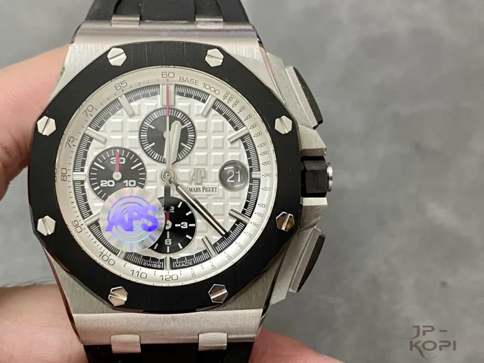 オーデマ・ピゲ ロイヤルオーク オフショアクロノ セラミック４４ｍｍ 26400【APS工場出品】