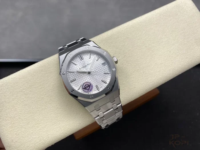 オーデマ・ピゲ ロイヤルオーク４１ｍｍ 15500ST.OO.1220ST.04【APS工場出品】 - 画像 (4)