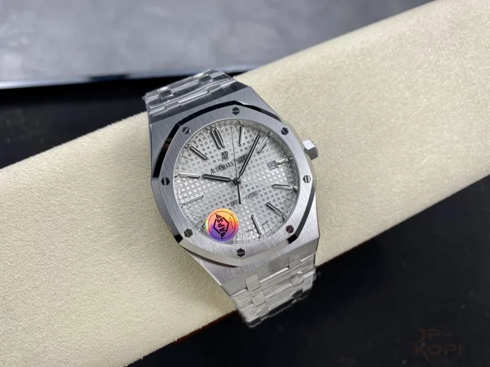 オーデマ・ピゲ ロイヤルオーク 41mm 15400ST.OO.1220ST.02【APS工場出品】 - 画像 (4)