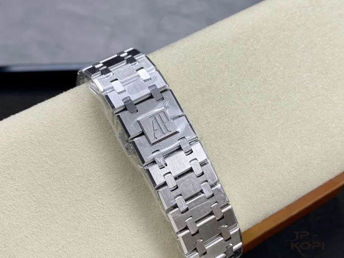 オーデマ・ピゲ ロイヤルオーク 41mm 15400ST.OO.1220ST.02【APS工場出品】 - 画像 (9)