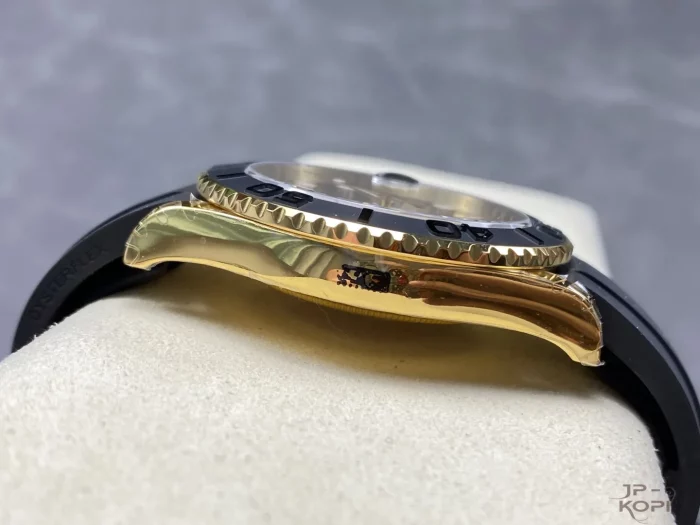 ロレックス ヨットマスター 226658-0001 ブラック 配重 42mm 【VS工場出品】 - 画像 (5)