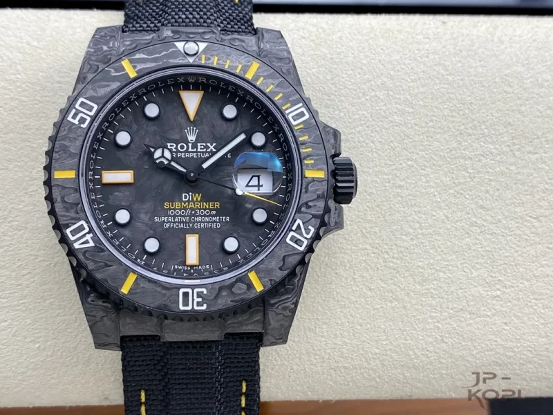 DIW × ロレックス サブマリーナー All Carbon Black オールカーボンブラック&イエロー【VS工場出品】