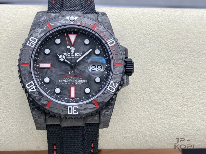 DIW × ロレックス サブマリーナー All Carbon Black オールカーボンブラック&レッド【VS工場出品】