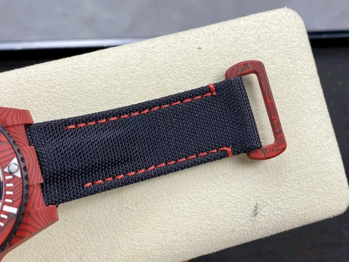 DIW × ロレックス サブマリーナー Carbon｜レッドカーボンケース × ブラックダイヤル【VS工場製】 - 画像 (8)