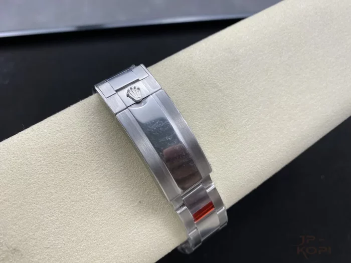 ロレックス サブマリーナー 126619LB ブルー 41mm 【VS工場出品】 - 画像 (9)