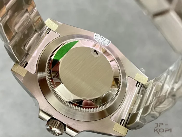 ロレックス サブマリーナー 116610LV グリーン 40mm 【VS工場出品】 - 画像 (7)