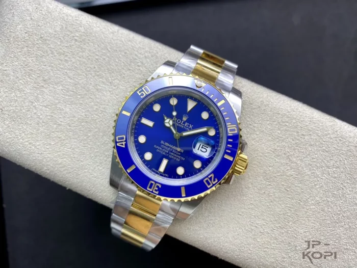 ロレックス サブマリーナー 116613LB ブルー 40mm 【VS工場出品】 - 画像 (4)