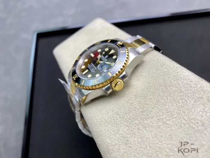 ロレックス サブマリーナー 116613LN ブラック 40mm 【VS工場出品】 - 画像 (7)