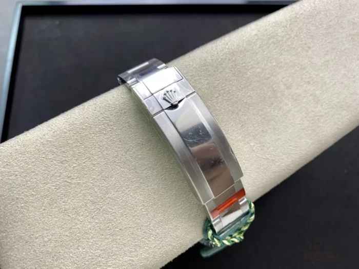 ロレックス サブマリーナー 116619LB ブルー 40mm 【VS工場出品】 - 画像 (9)
