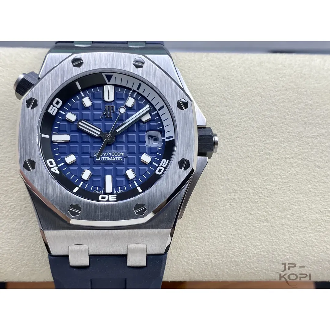 オーデマ・ピゲ ロイヤルオークオフショア ダイバー 15720ST.OO.A027CA.01【ZF工場出品】