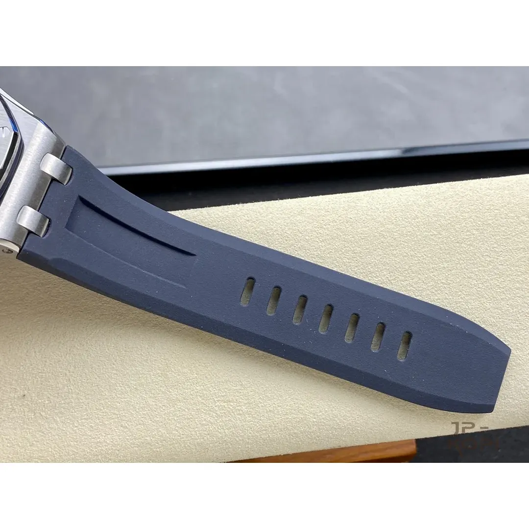 オーデマ・ピゲ ロイヤルオークオフショア ダイバー 15720ST.OO.A027CA.01|ブルー 42MM【ZF工場製高品質腕時計】 - 画像 (10)