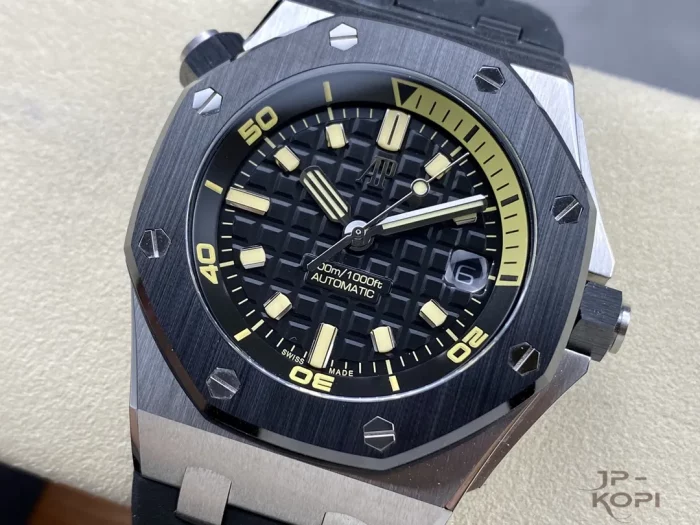 オーデマ・ピゲ ロイヤルオークオフショア ダイバー 15720CN.OO.A002CA.01【ZF工場出品】 - 画像 (3)