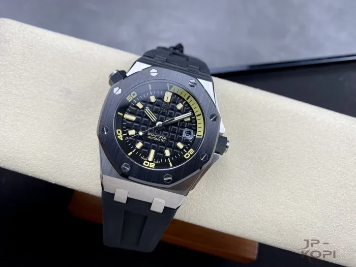オーデマ・ピゲ ロイヤルオークオフショア ダイバー 15720CN.OO.A002CA.01【ZF工場出品】 - 画像 (4)