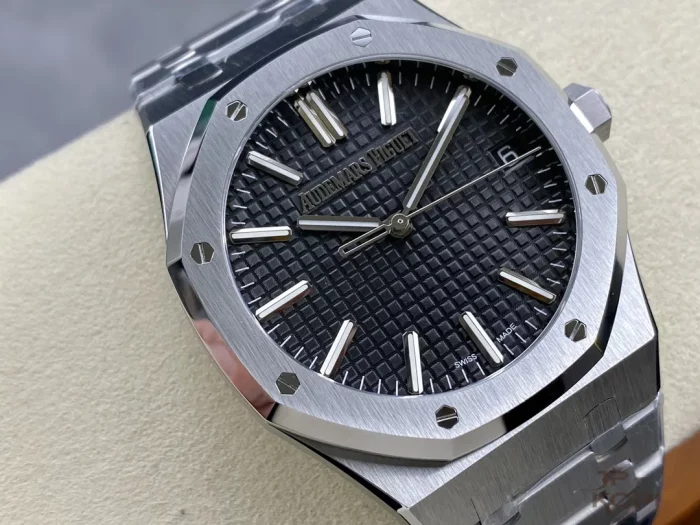 オーデマ・ピゲ ロイヤルオーク４１ｍｍ 15510ST.OO.1320ST.02 50周年記念【ZF工場出品】 - 画像 (2)