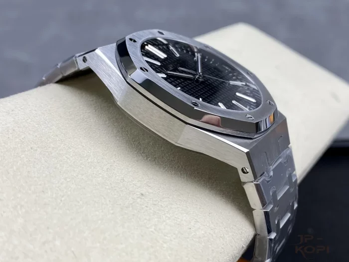 オーデマ・ピゲ ロイヤルオーク４１ｍｍ 15510ST.OO.1320ST.02 50周年記念【ZF工場出品】 - 画像 (6)