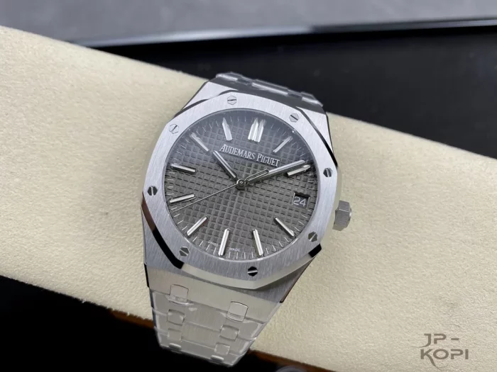 オーデマ・ピゲ ロイヤルオーク４１ｍｍ 15510ST.OO.1320ST.05 50周年記念【ZF工場出品】 - 画像 (5)