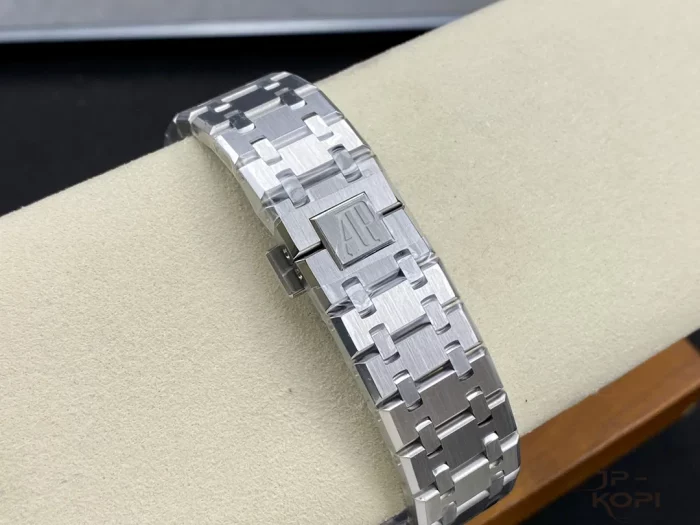 オーデマ・ピゲ ロイヤルオーク４１ｍｍ 15510ST.OO.1320ST.05 50周年記念【ZF工場出品】 - 画像 (9)