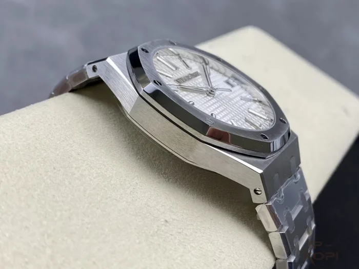 オーデマ・ピゲ ロイヤルオーク４１ｍｍ 15510ST.OO.1320ST.03 50周年記念【ZF工場出品】 - 画像 (6)