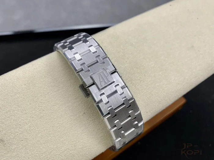 オーデマ・ピゲ ロイヤルオーク４１ｍｍ 15510ST.OO.1320ST.03 50周年記念【ZF工場出品】 - 画像 (9)
