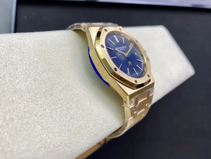 オーデマ・ピゲ ロイヤルオーク エクストラシン39mm 15202OR.OO.1240OR.01【ZF工場出品】 - 画像 (6)