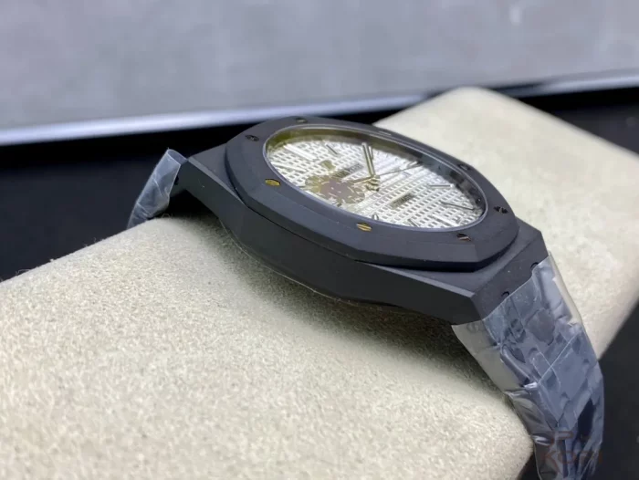 オーデマ・ピゲ ロイヤルオーク DLC シルバー 15400  41mm【ZF工場出品】 - 画像 (6)